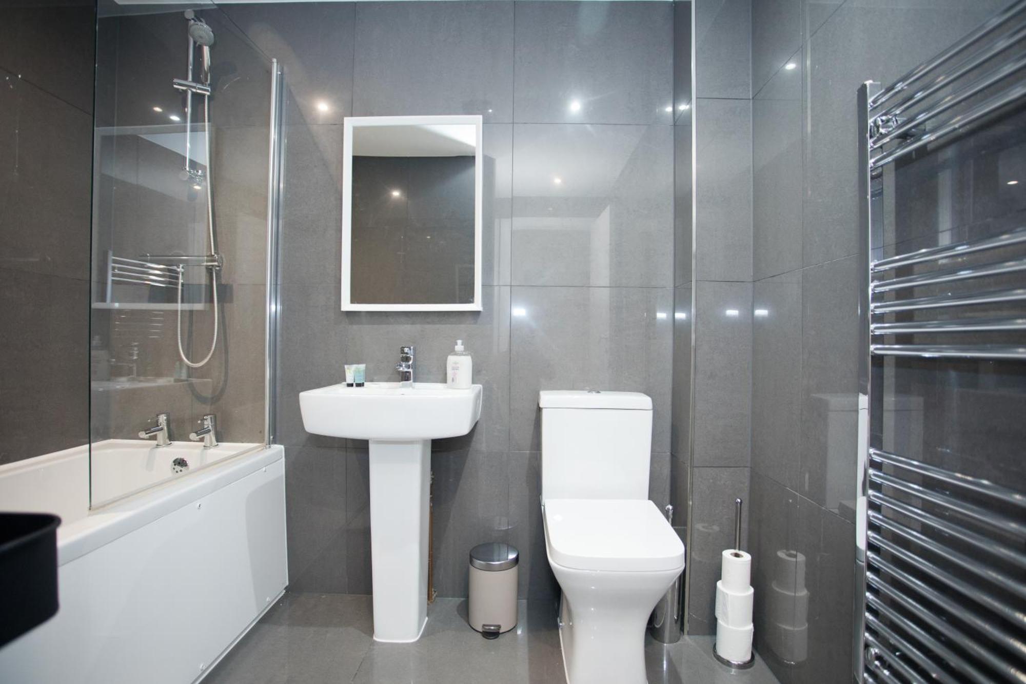 Sea Air - 2 Bedrooms - Parking - Mins To Beach Bournemouth Esterno foto