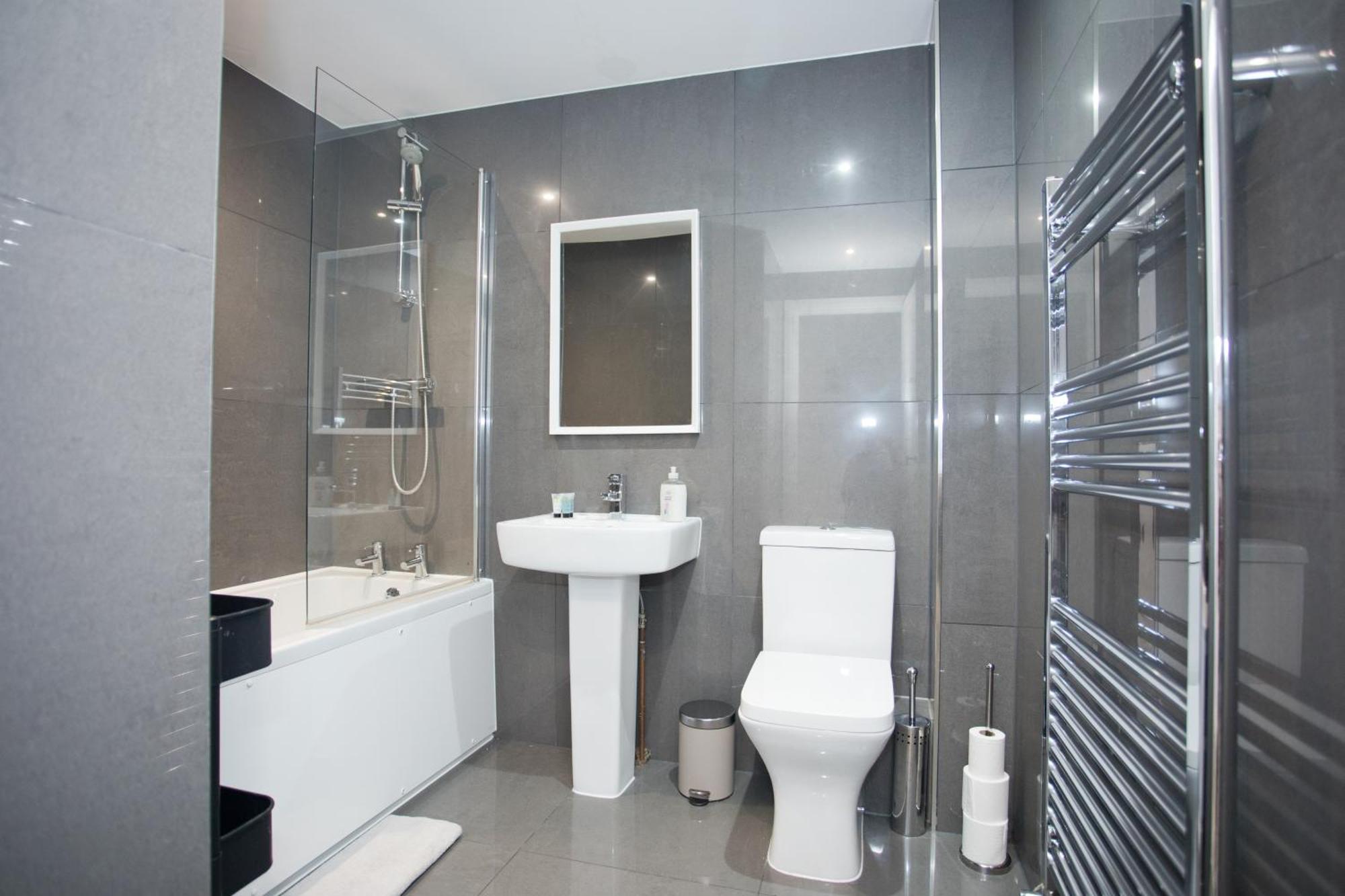 Sea Air - 2 Bedrooms - Parking - Mins To Beach Bournemouth Esterno foto